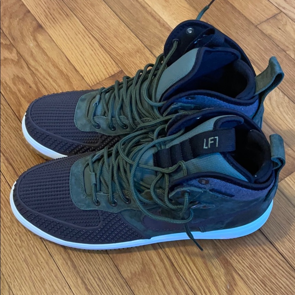Nike sneakers - Size 12